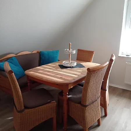 An T Deep Apartment *